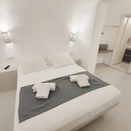 Getaway Hotel Fira (Santorini)